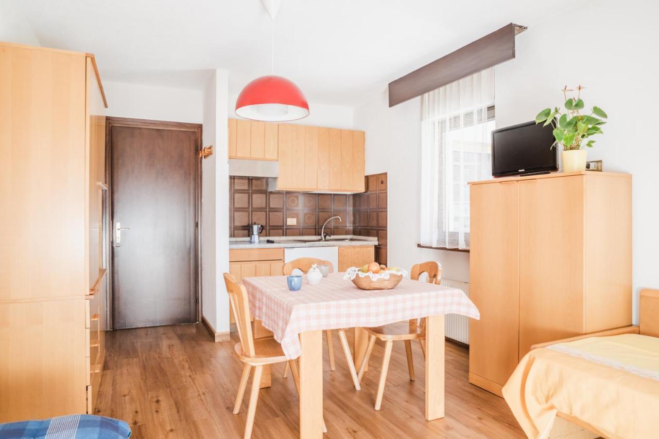 Residence Dolomia Pozza di Fassa Bagian luar foto