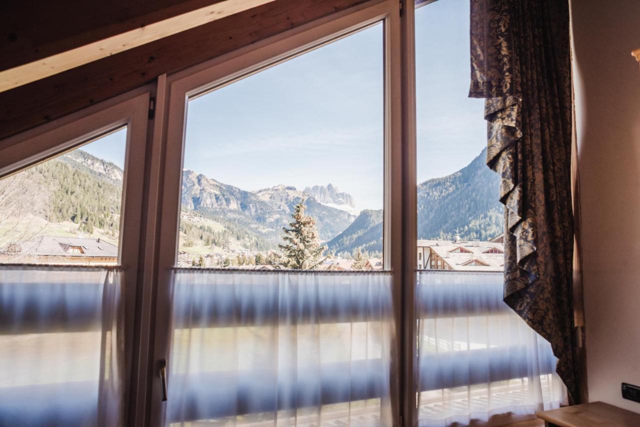 Residence Dolomia Pozza di Fassa Bagian luar foto
