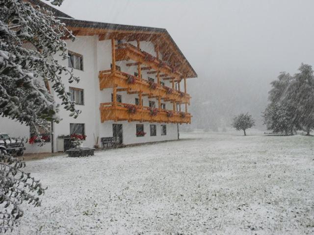 Residence Dolomia Pozza di Fassa Bagian luar foto